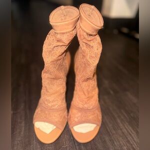 Gianvito Rossi Laced Bootie